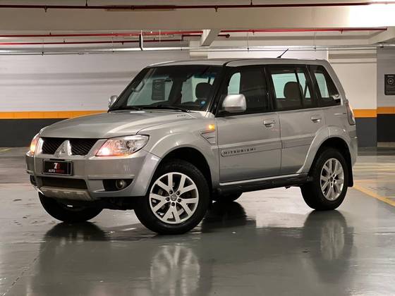 MITSUBISHI PAJERO TR4 2.0 4X4 16V 140CV FLEX 4P AUTOMÁTICO